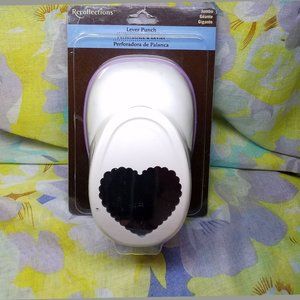 Jumbo Heart Lever Punch 2.5"